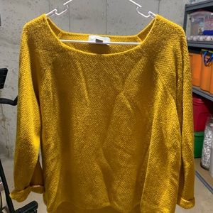 Womens 3/4 sleeve sweater